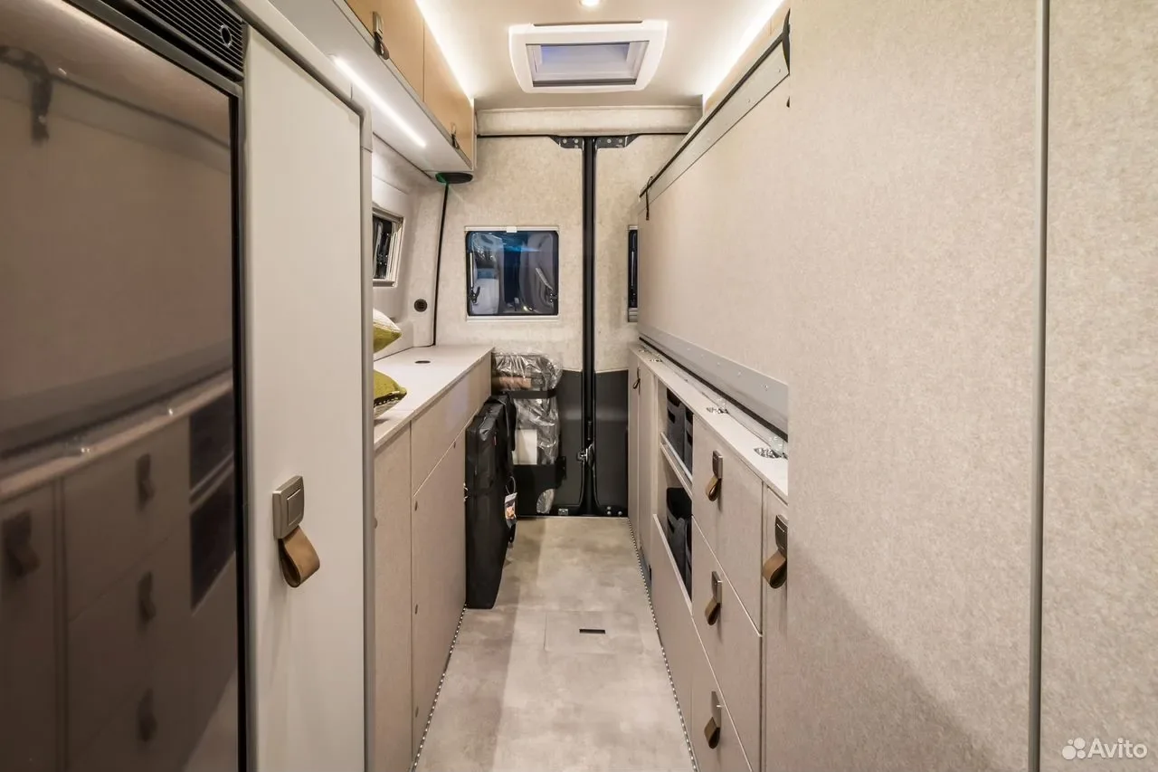 HYMER Grand Canyon S700, 2026 — чёрный — фото 9