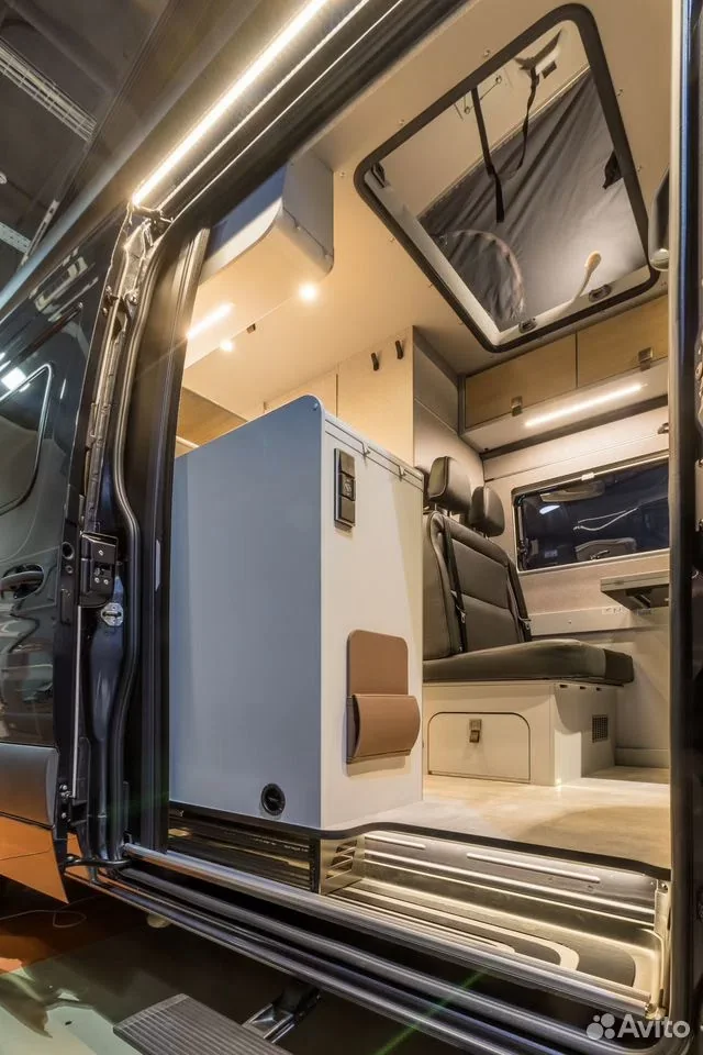 HYMER Grand Canyon S700, 2026 — чёрный — фото 29